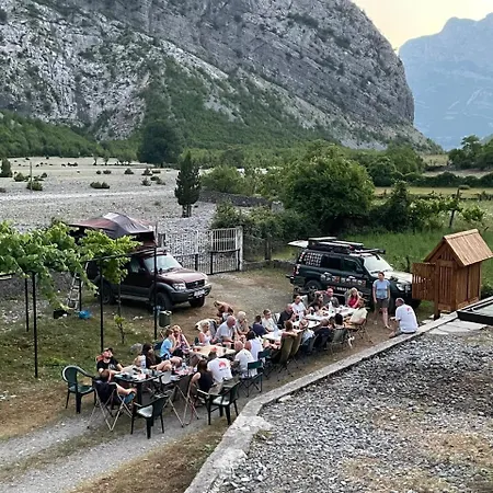 Bujtina Turkaj Maison d'hôtes *
