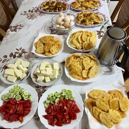 Bujtina Turkaj * Nikshi